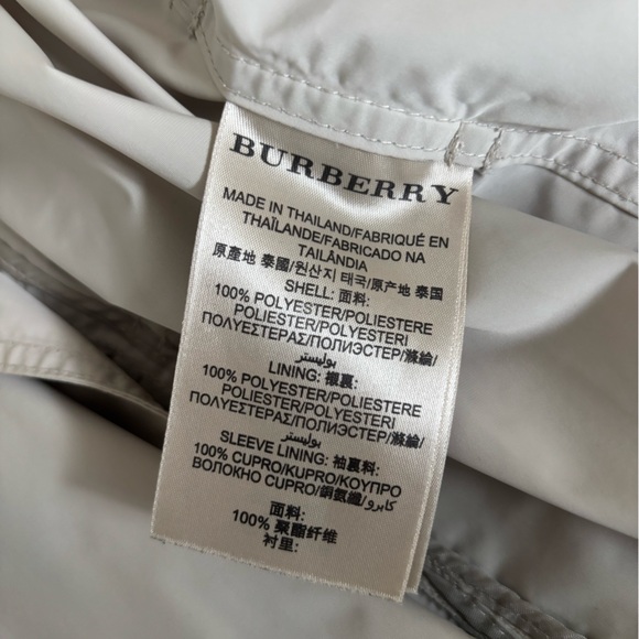 Burberry Vintage Beige Trench Coat Size 4 - Picture 3 of 5